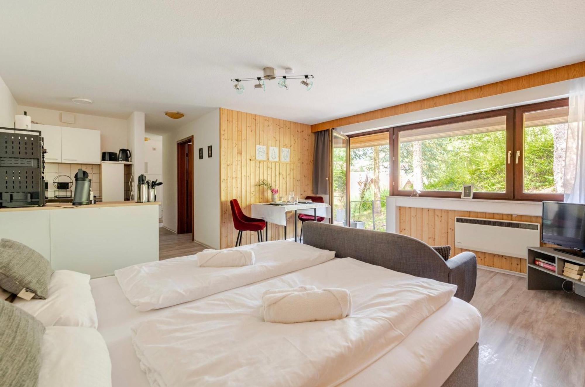 An Wanderwegen Gelegen Mit Terrasse Und Boxspringbett Lägenhet Sasbachwalden Exteriör bild